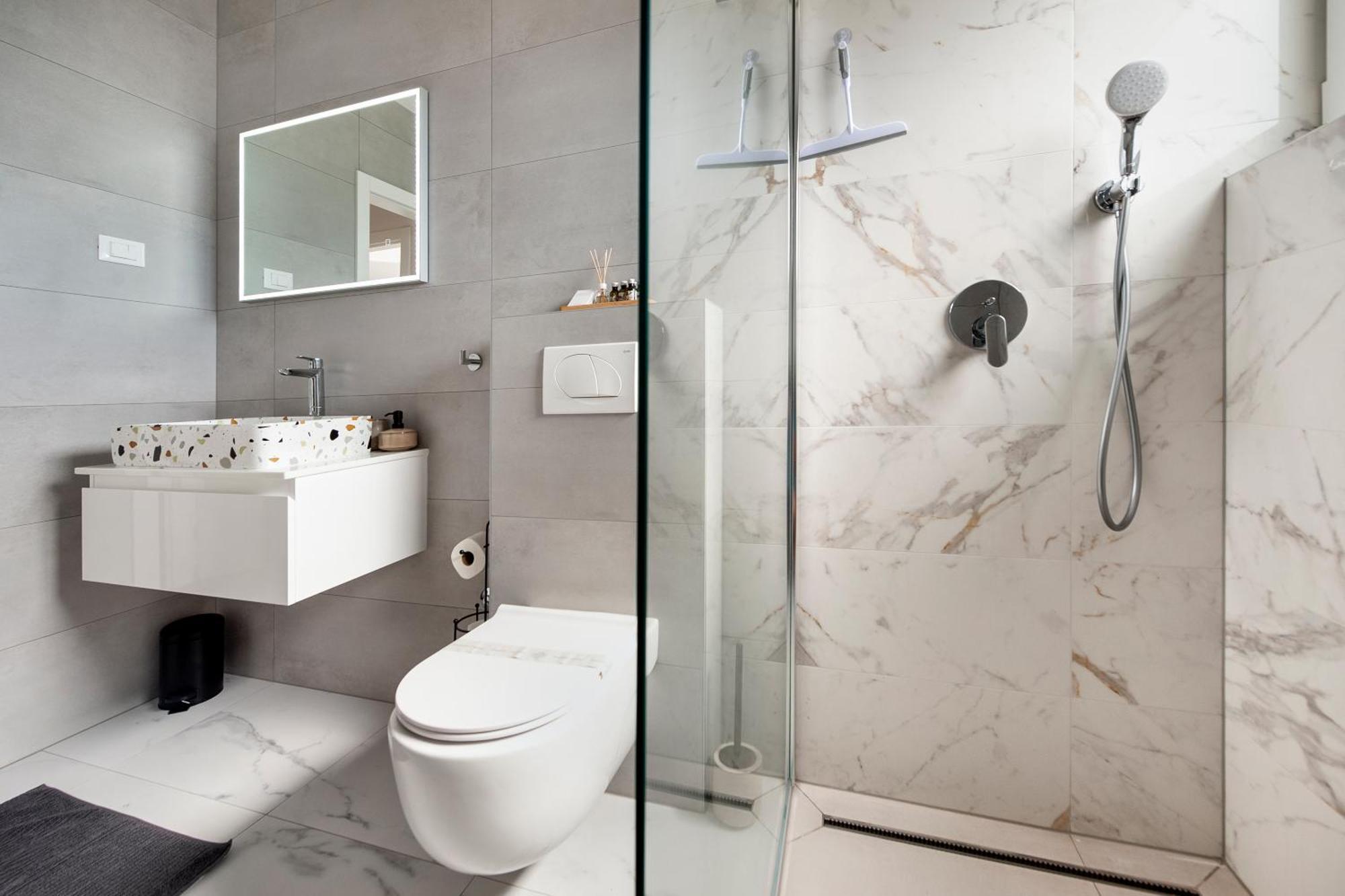 Luxury Residence Levante Ровин Екстериор снимка
